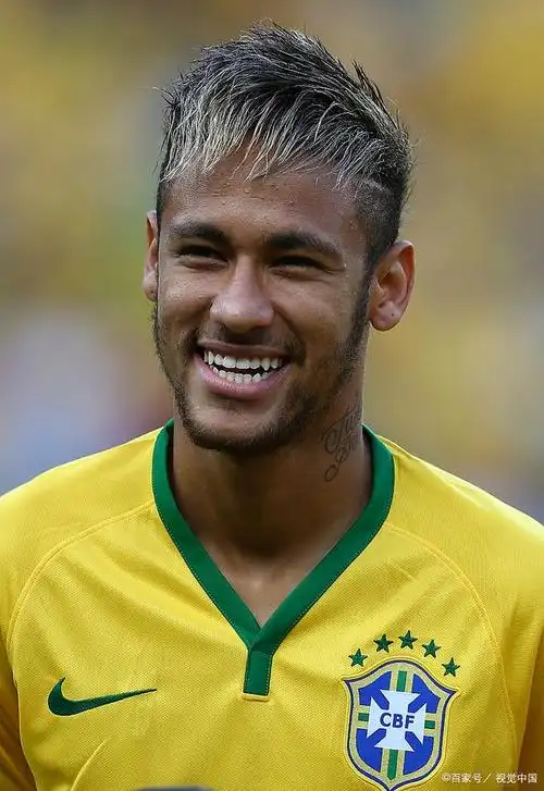 现得异常出 现得异常出