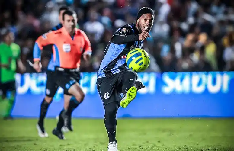 帮助球队赢 帮助球队赢